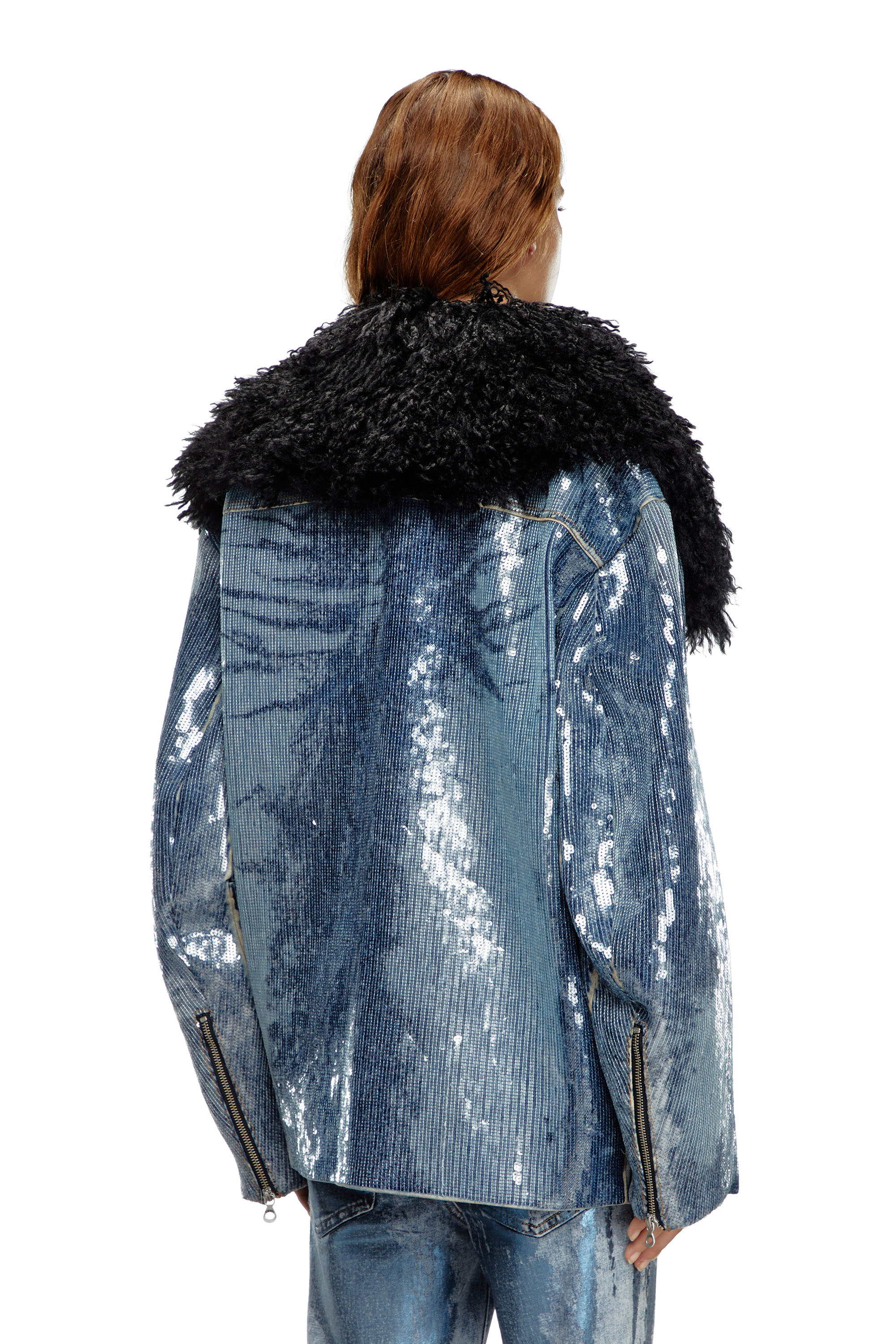 Diesel - DE-BIKA-S, Damen Pailletten-Jacke aus Denim mit Fellkragen in Blau - 4