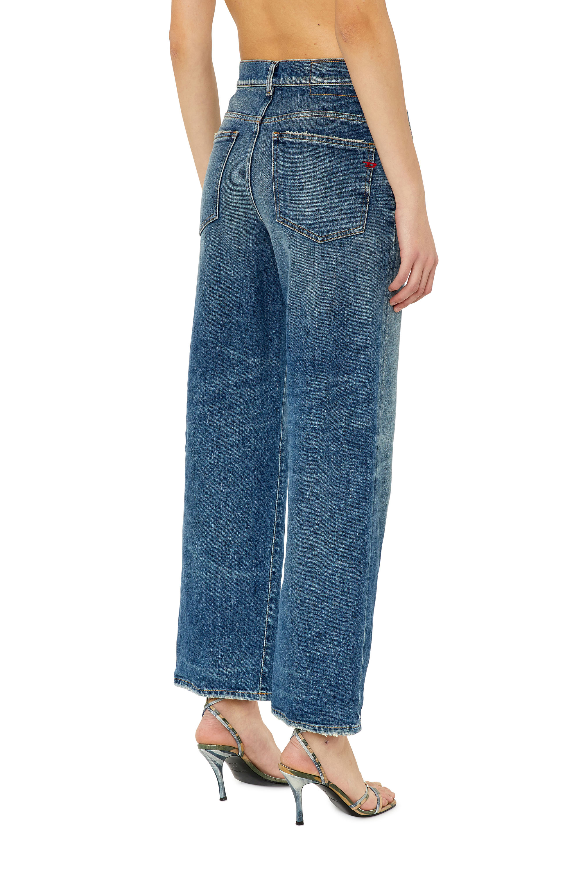 Diesel - 2000 007L1 Bootcut and Flare Jeans, Mittelblau - Image 2