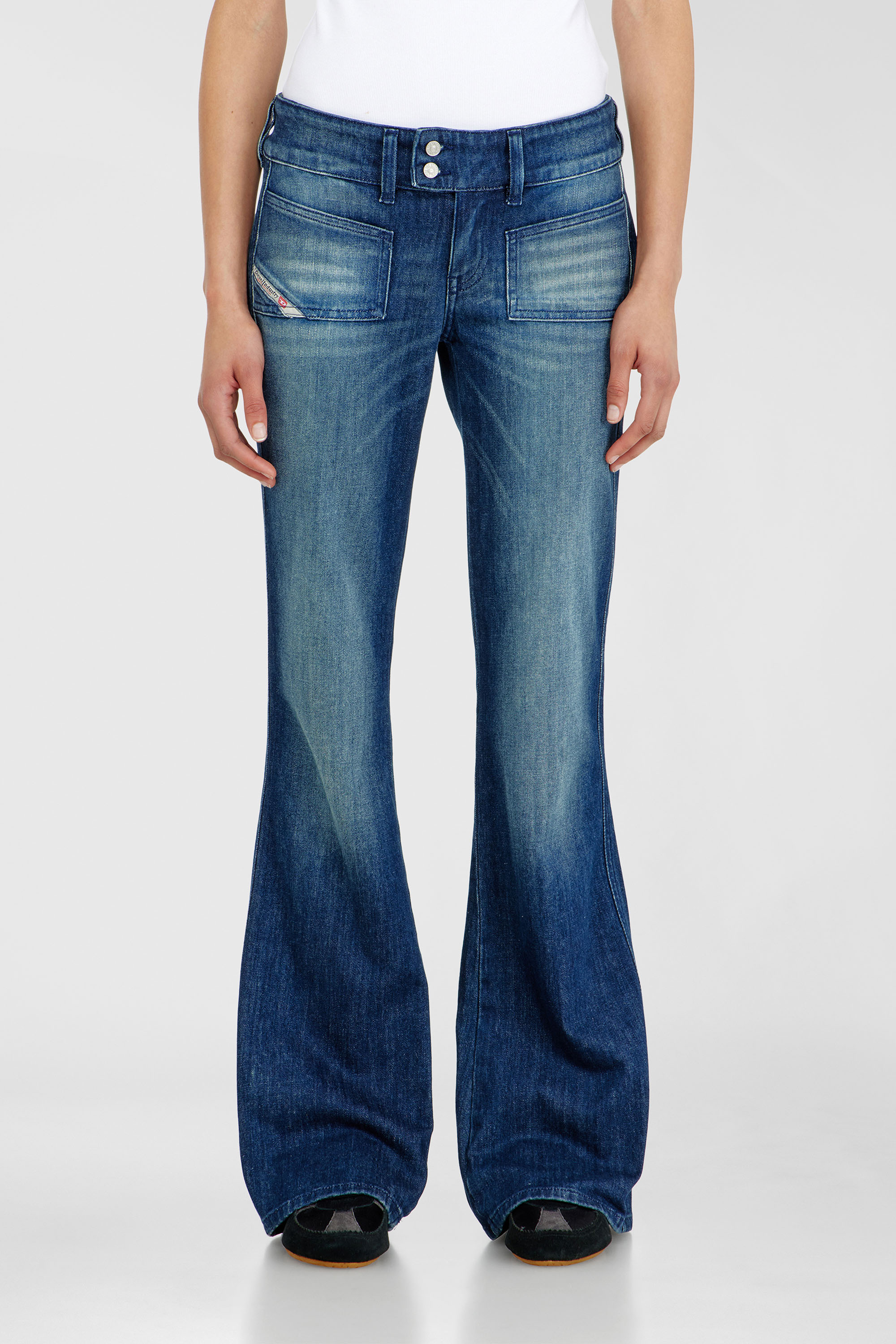 Diesel - Damen Bootcut Jeans D-Hush 0KBBR, Dunkelblau - 2