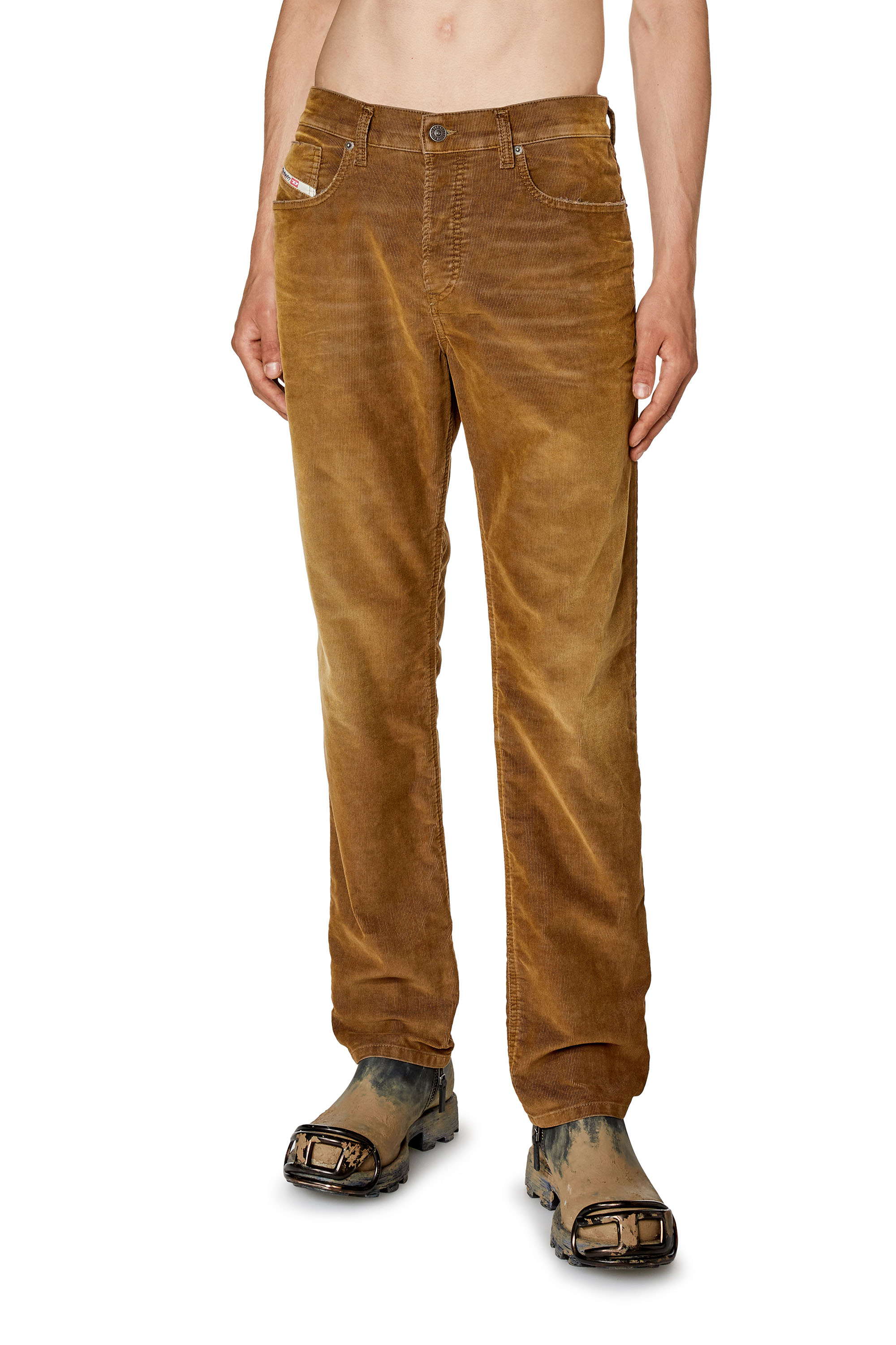 Diesel - Tapered Jeans 2023 D-Finitive 003GJ, Braun - Image 1