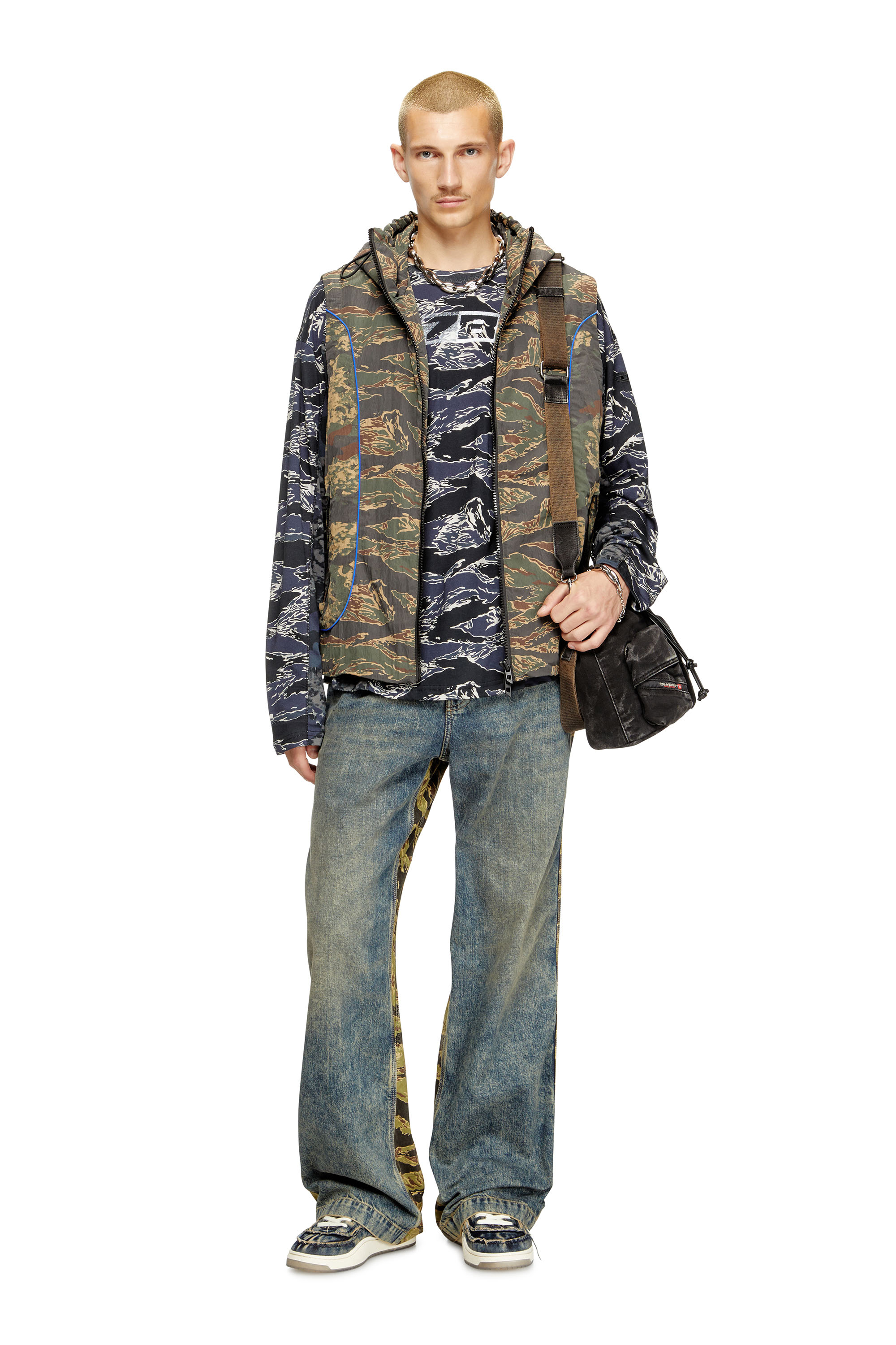 Diesel - T-BOXT-LS-CURT, Herren Langarm-T-Shirt mit gemischten Camo-Prints in null - 2
