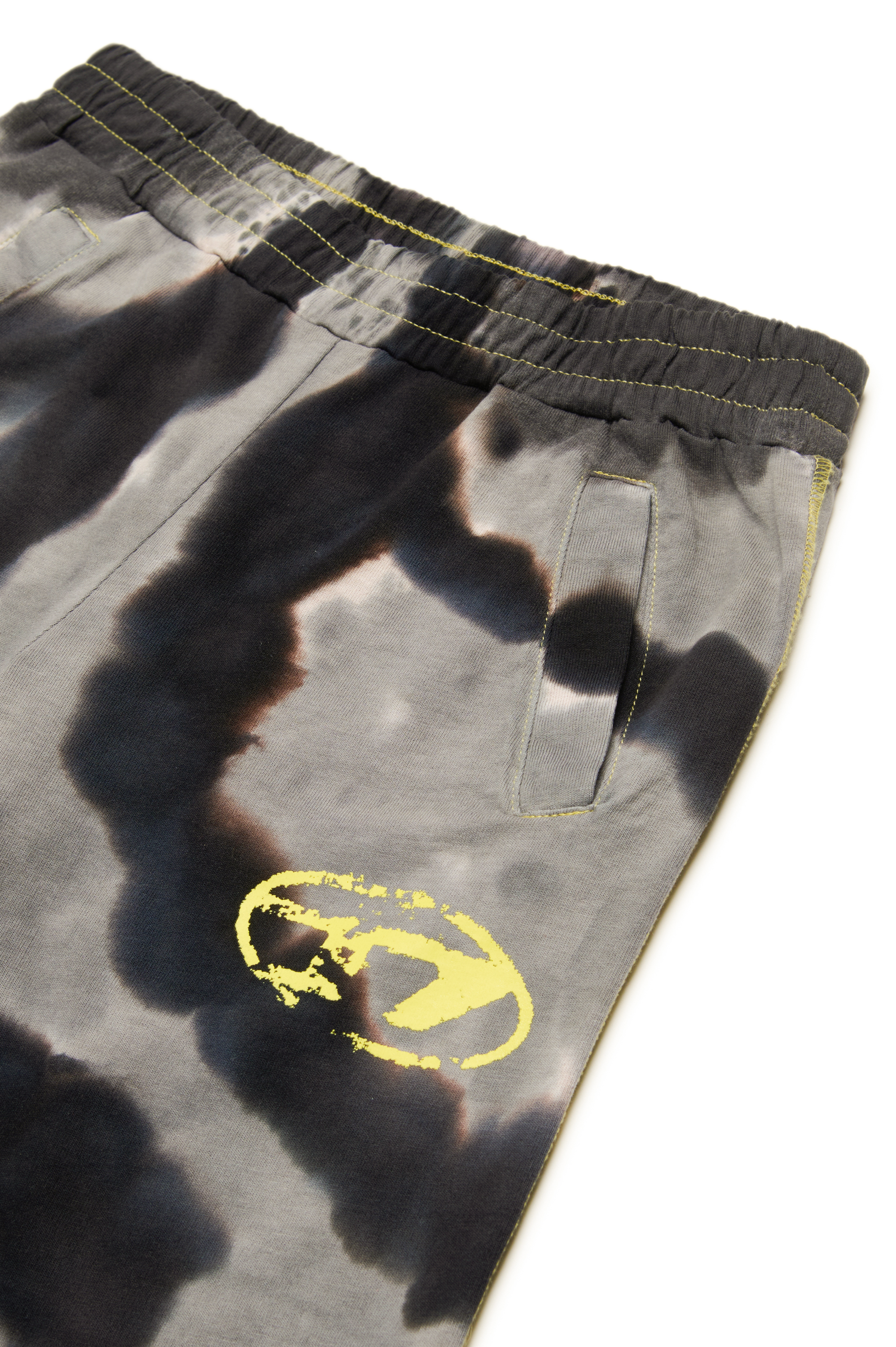 Diesel - PBOBX, Herren Sweatshorts mit Batik-Print in Schwarz - 3