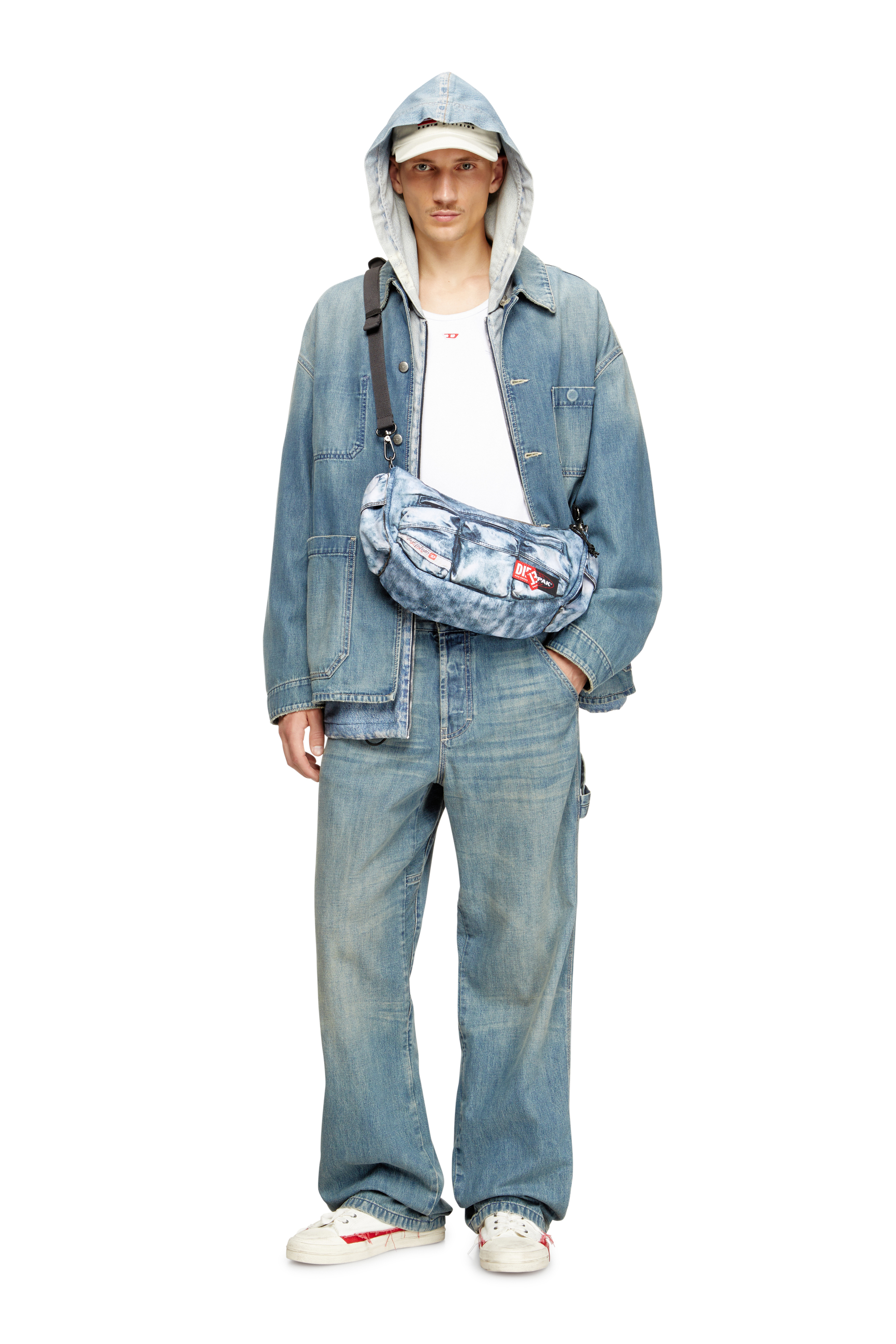 Diesel - DIESEL SHOULDER BAG, Unisex Multipocket-Tasche aus Trompe l'œil-Denim in Blau - 2