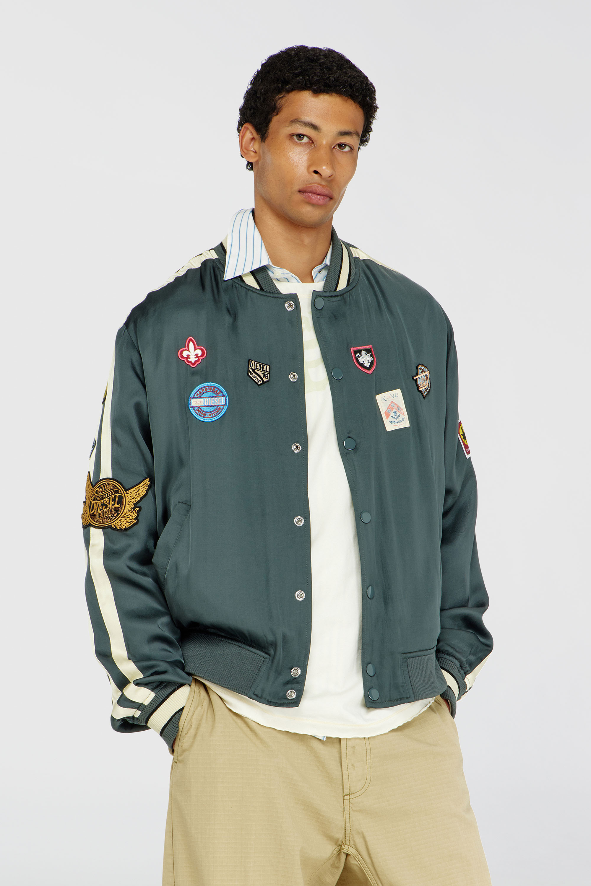 Diesel - J-ANNU, Herren Satin-bomberjacke mit patches in Dunkelgr&uuml;n - 1