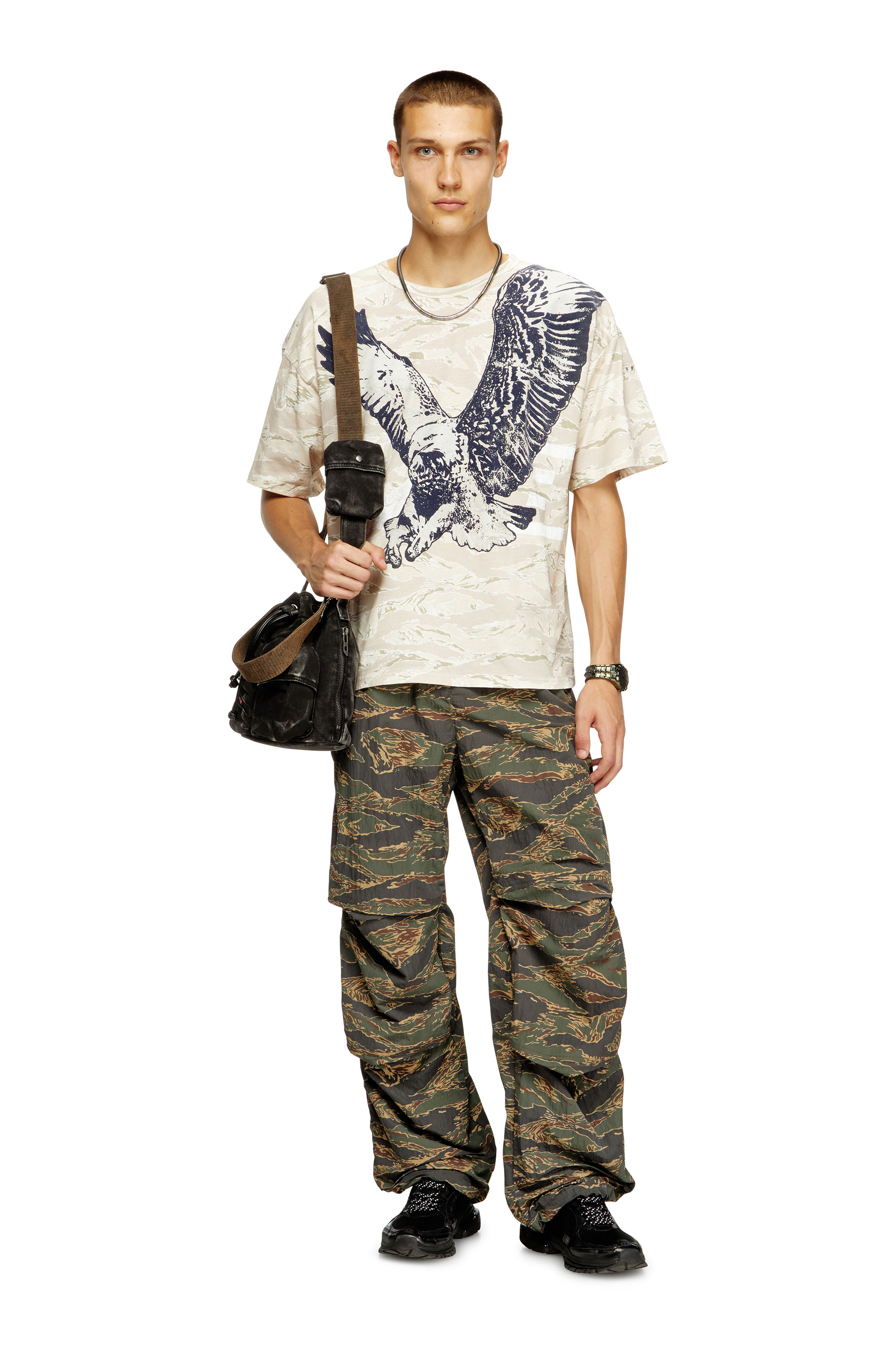 Diesel - T-BOXT-T14, Herren Camo-T-Shirt mit Eagle-Print in Hellbraun - 2