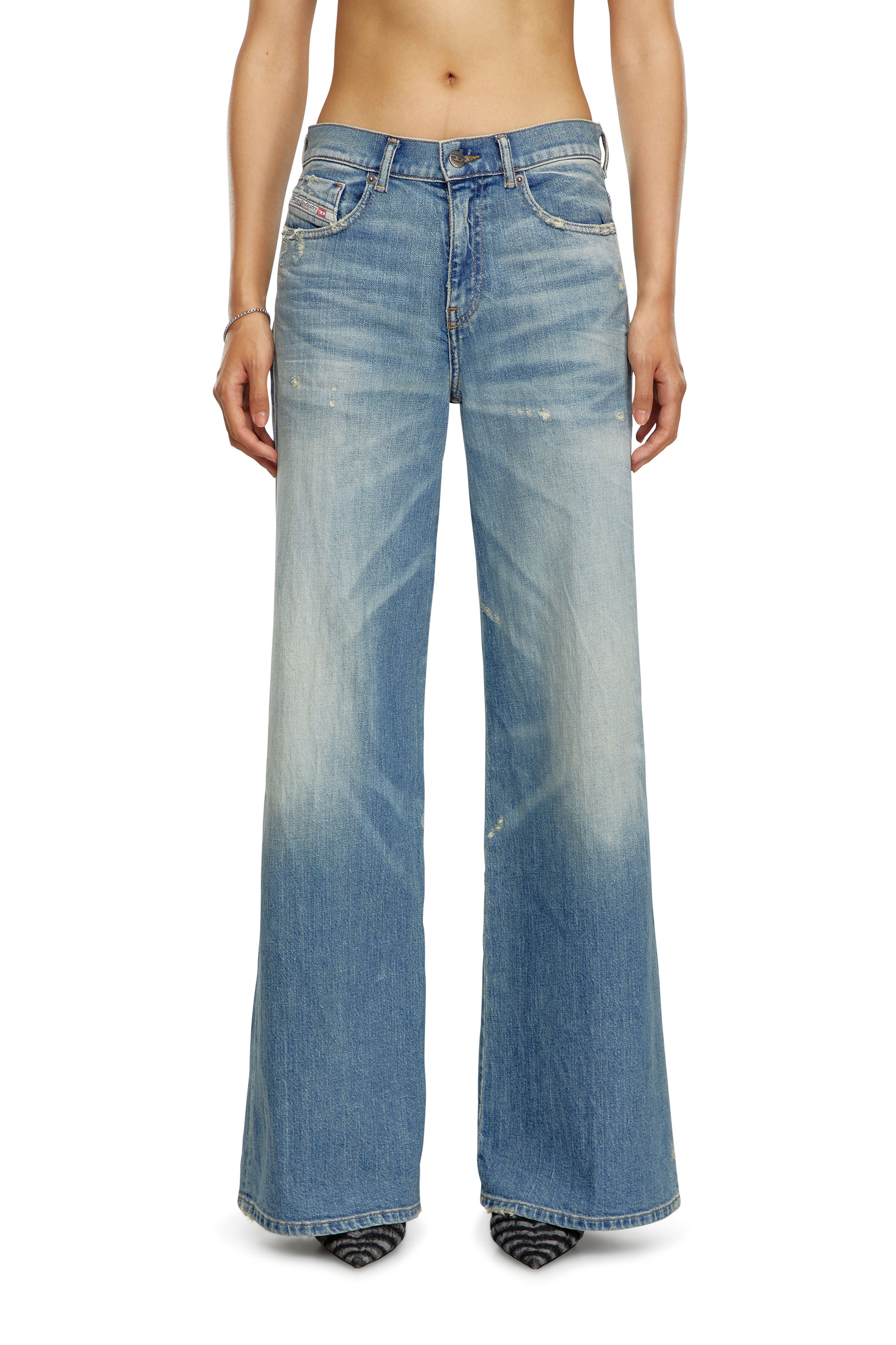Diesel - Damen Flare Jeans 1978 D-Akemi 09J44, Mittelblau - 3
