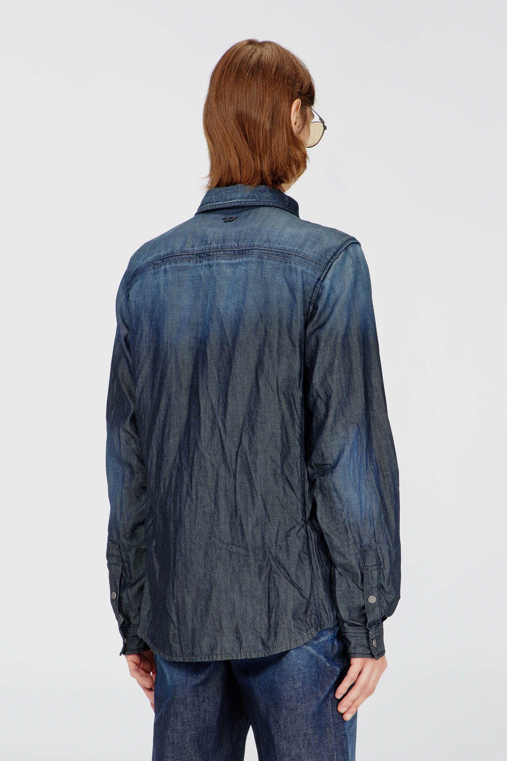Diesel - D-SYNAR-FSJ1, Herren Hemd aus geknittertem Denim in Dunkelblau - 4