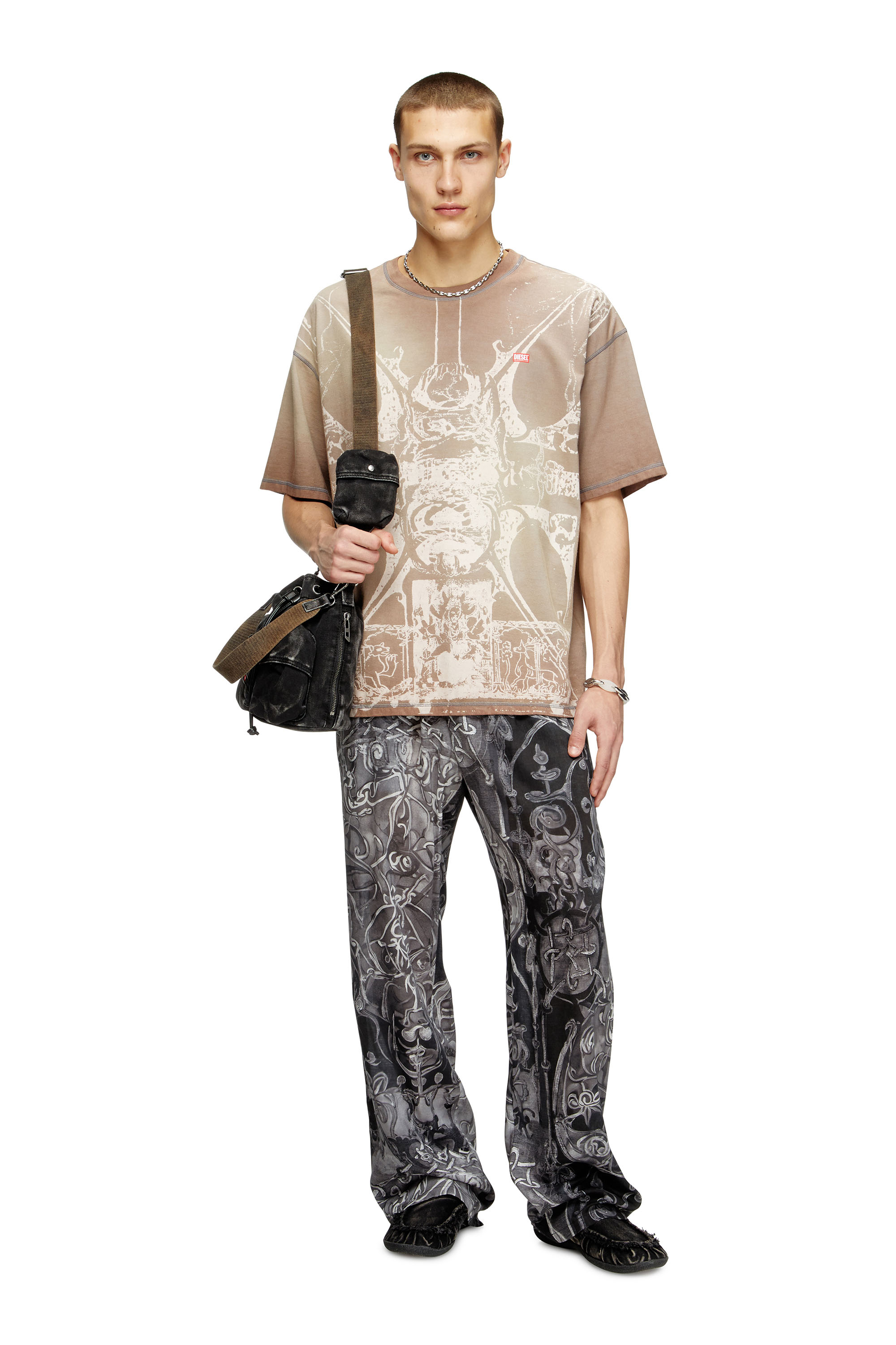 Diesel - T-BOXT-T13, Herren T-Shirt mit tonalem mittelalterlichem Print in Hellbraun - 1