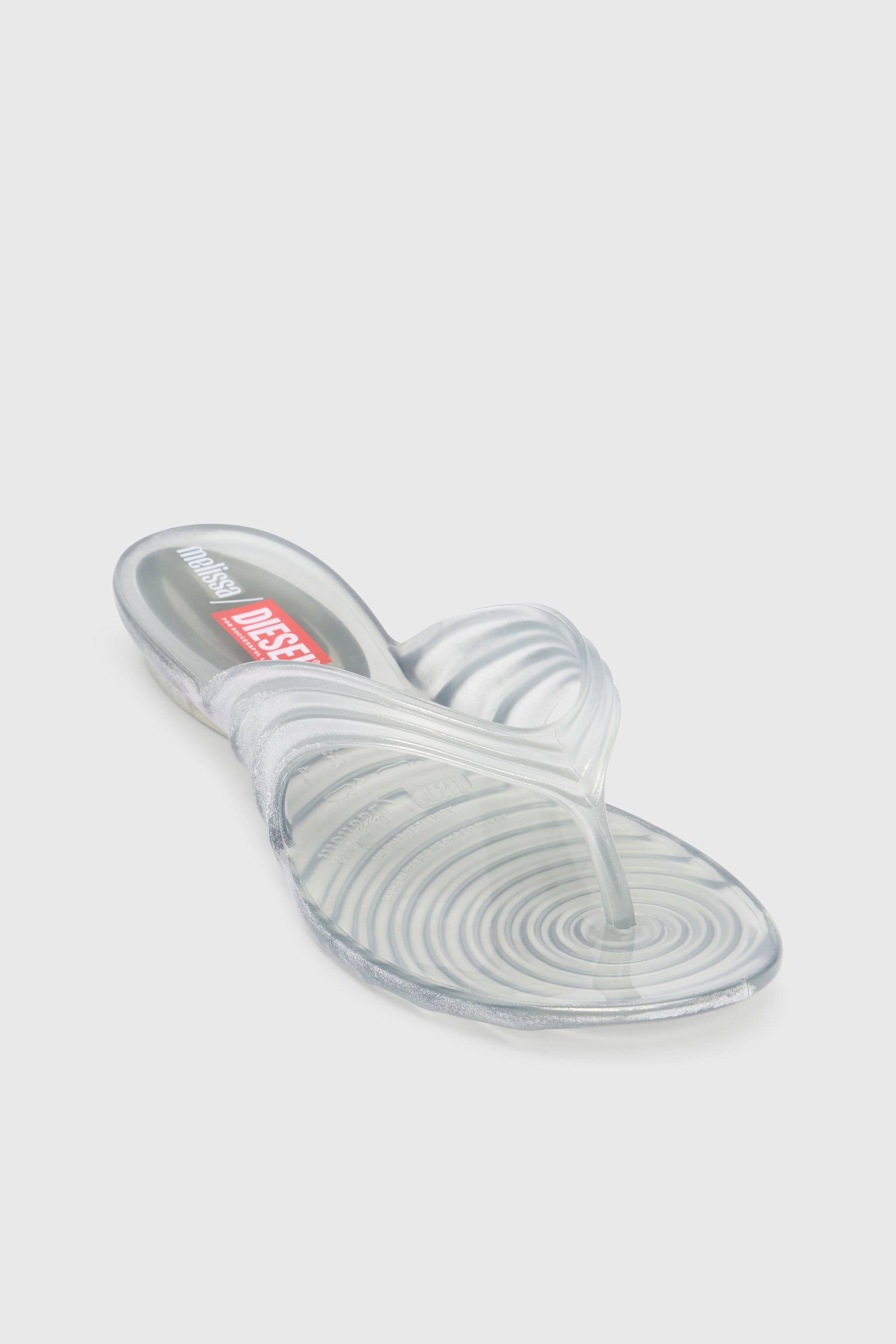 Diesel - MELISSA QUANTUM THONG, Damen K&uuml;nstlerisch gestaltete Flip-Flops aus Melflex&reg; in Silber - 6