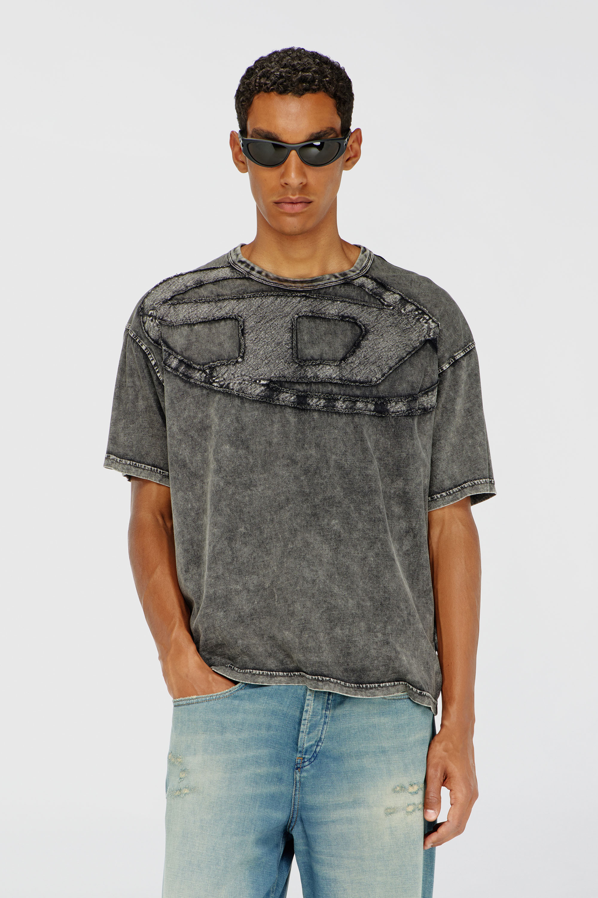 Diesel - T-BOXT-DEN, Herren Lockeres Baumwoll-T-Shirt mit Oval-D-Applikation in Schwarz - 3