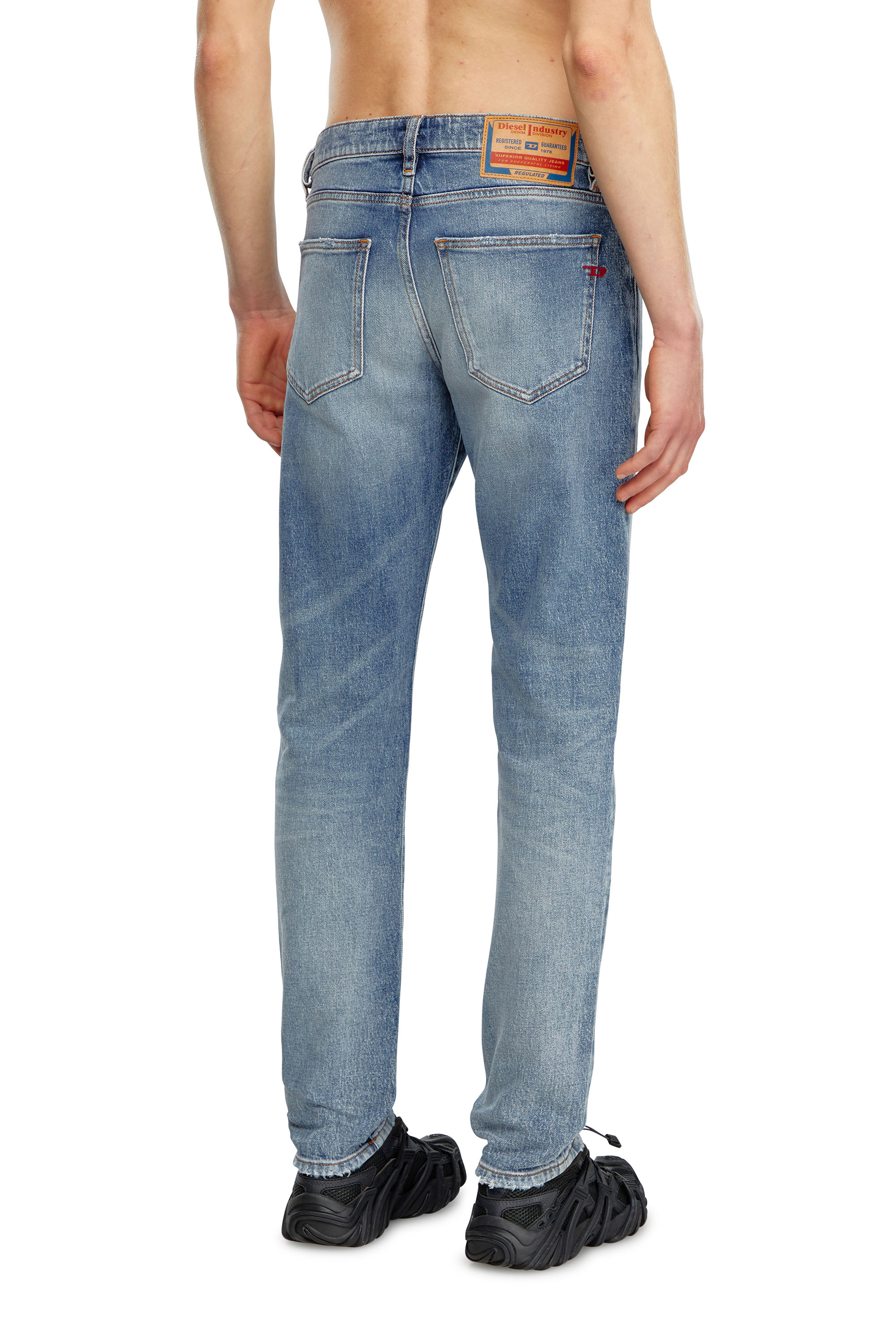 Diesel - Herren Slim Jeans 2019 D-Strukt 09J57, Mittelblau - Image 4