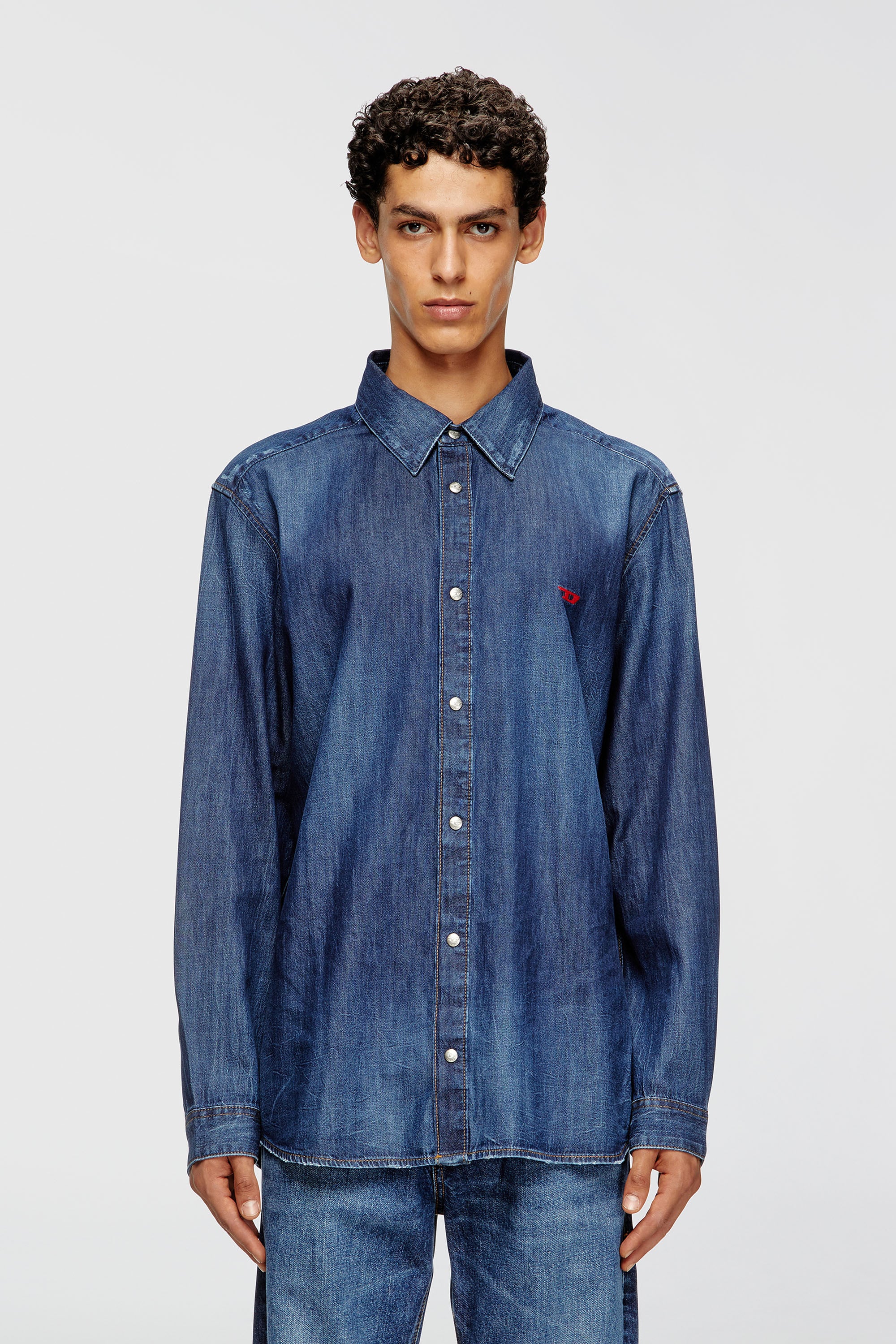 Diesel - D-SIMPLY, Herren Denimhemd mit gesticktem Logo in Mittelblau - 1